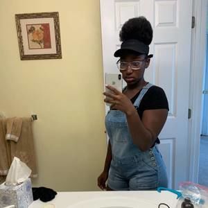 Meet your Posher, Rose